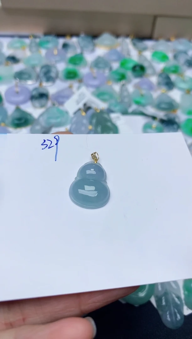 【闪购商品】翡翠颈饰18K金镶嵌天然翡翠A货