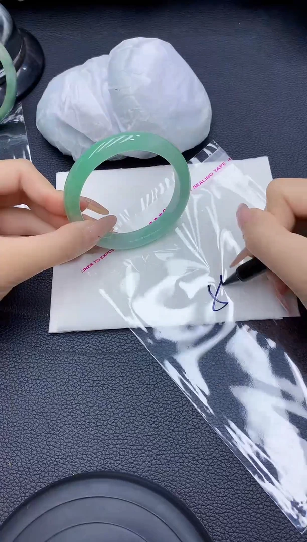 高冰透美人手镯 所见即所得33