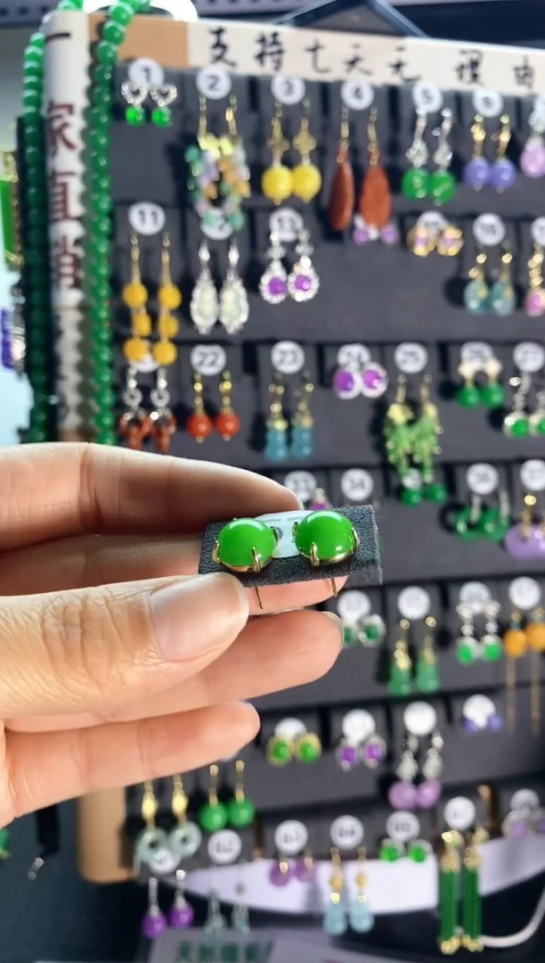 翡翠银S925镶嵌耳饰57....