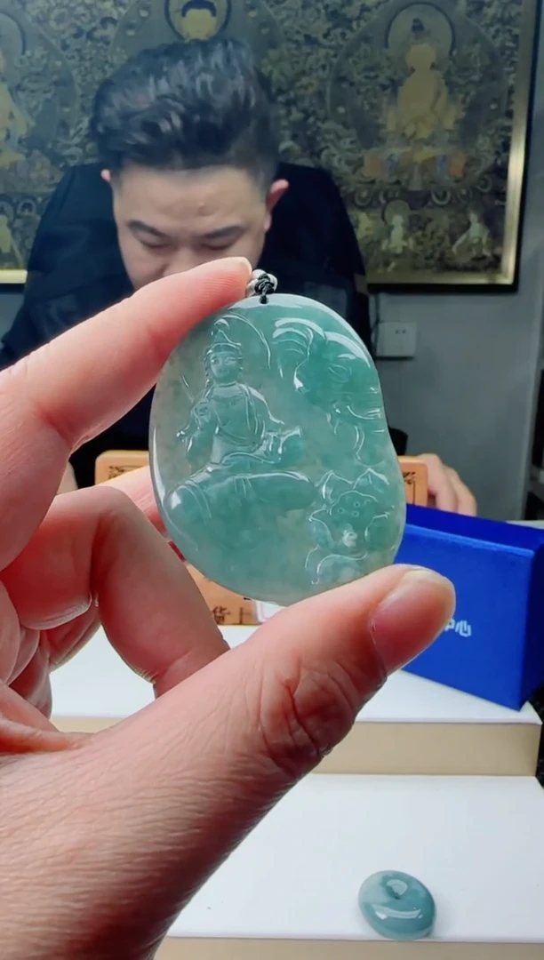 【闪购商品】翡翠颈饰未镶嵌111111111