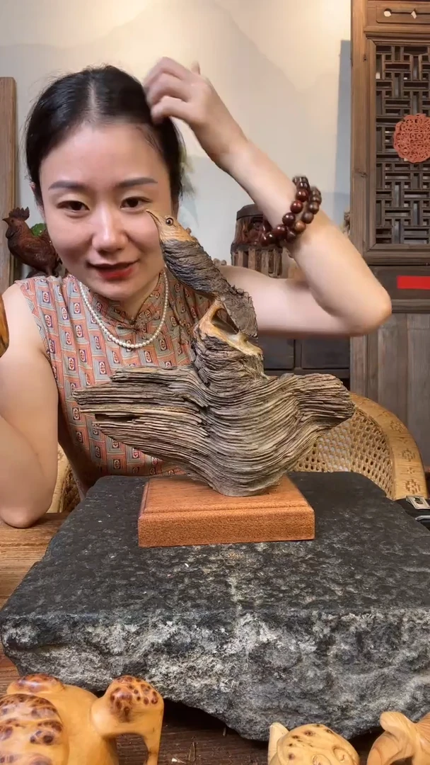摆件爆****羊8978978988