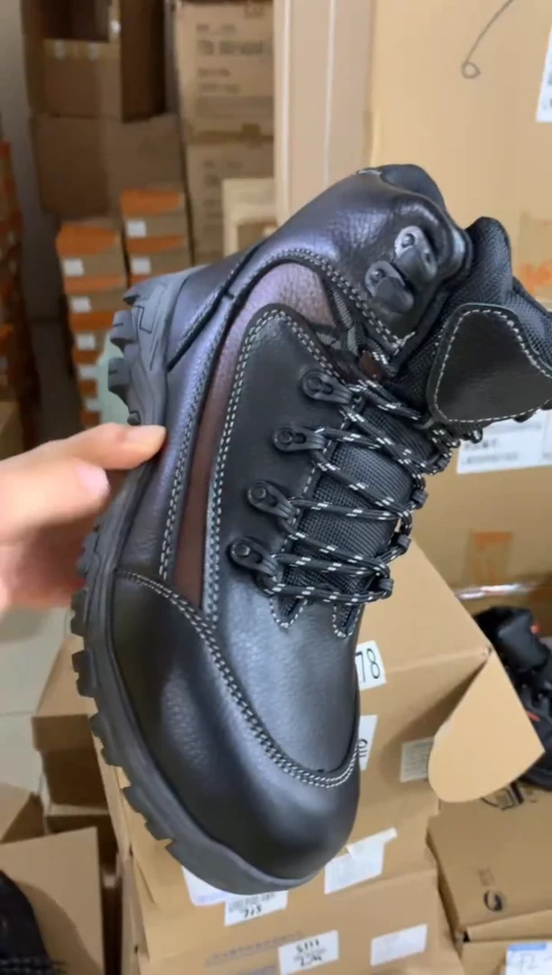 牛皮43码，378号，运动鞋码，默认微瑕 ，加毛