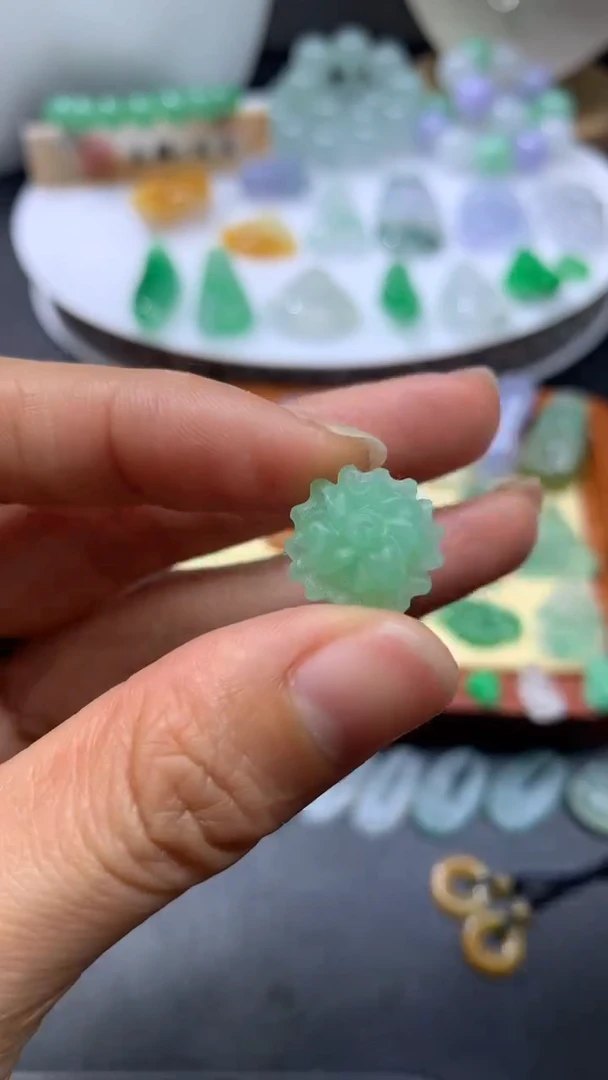 【闪购商品】定制翡翠未镶嵌翡翠