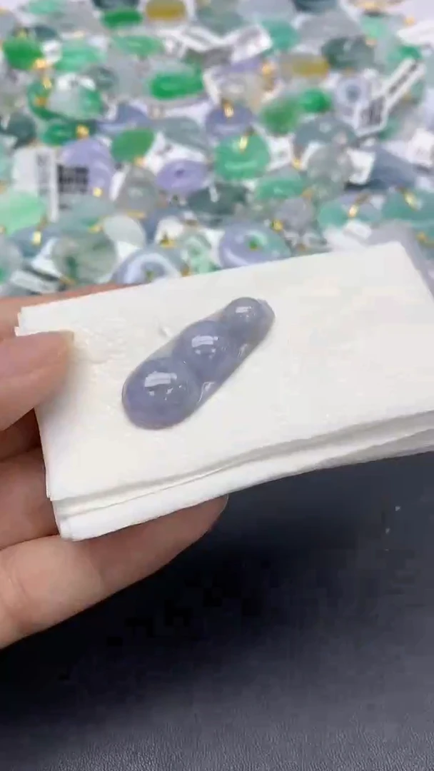翡翠未镶嵌颈饰天然缅甸a货翡翠