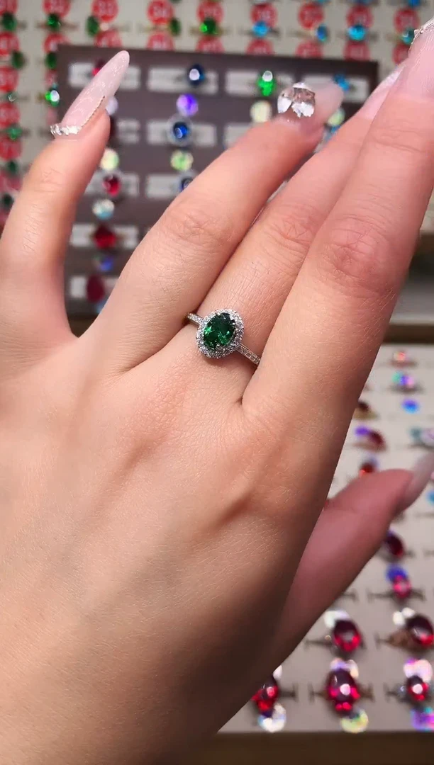 银S925镶嵌透辉石戒指5*7 银托