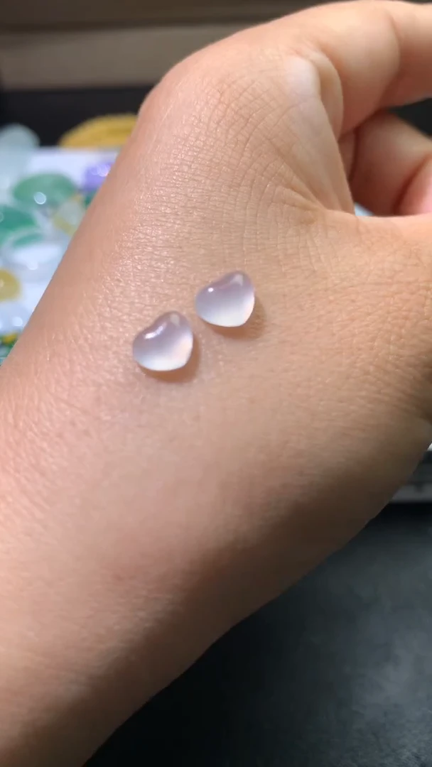 未镶嵌定制翡翠毛货