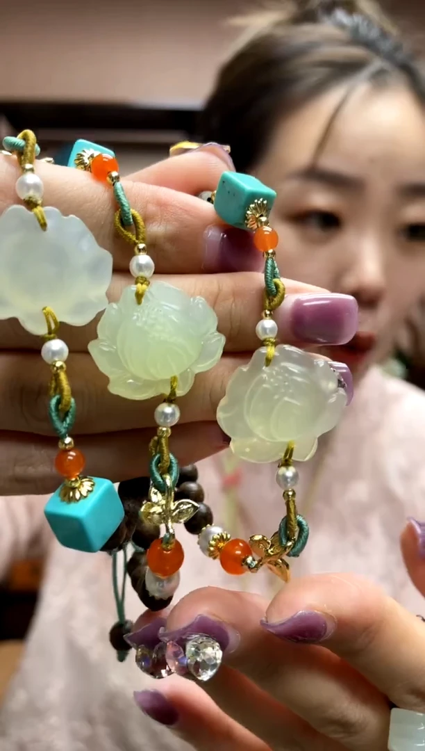 岫玉未镶嵌手牌多样性发货其中发一