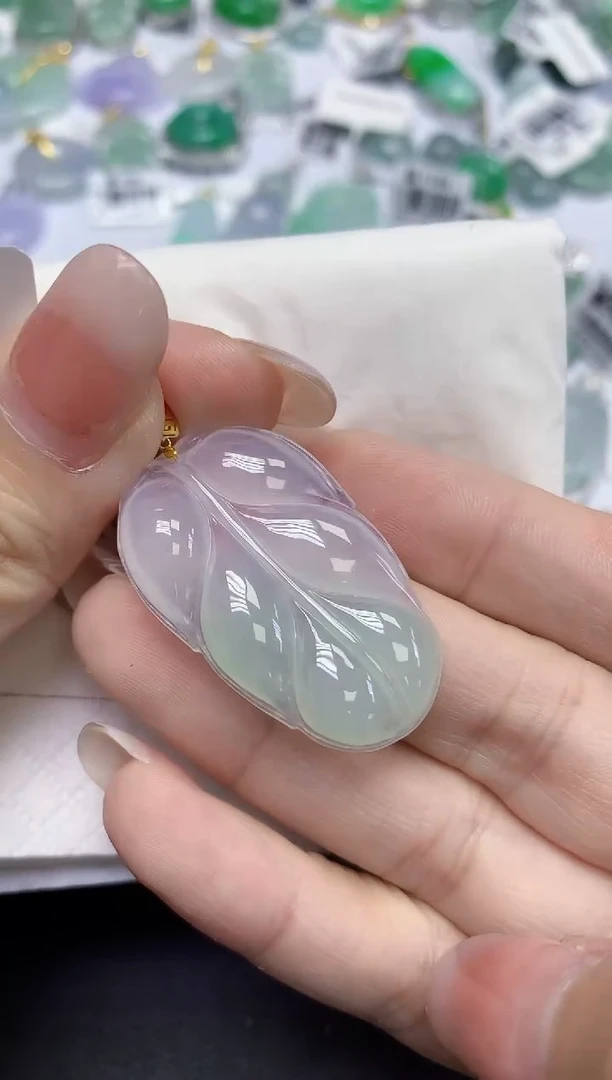 颈饰18K金镶嵌翡翠天然缅甸翡翠A货百元以上9元证书费自理