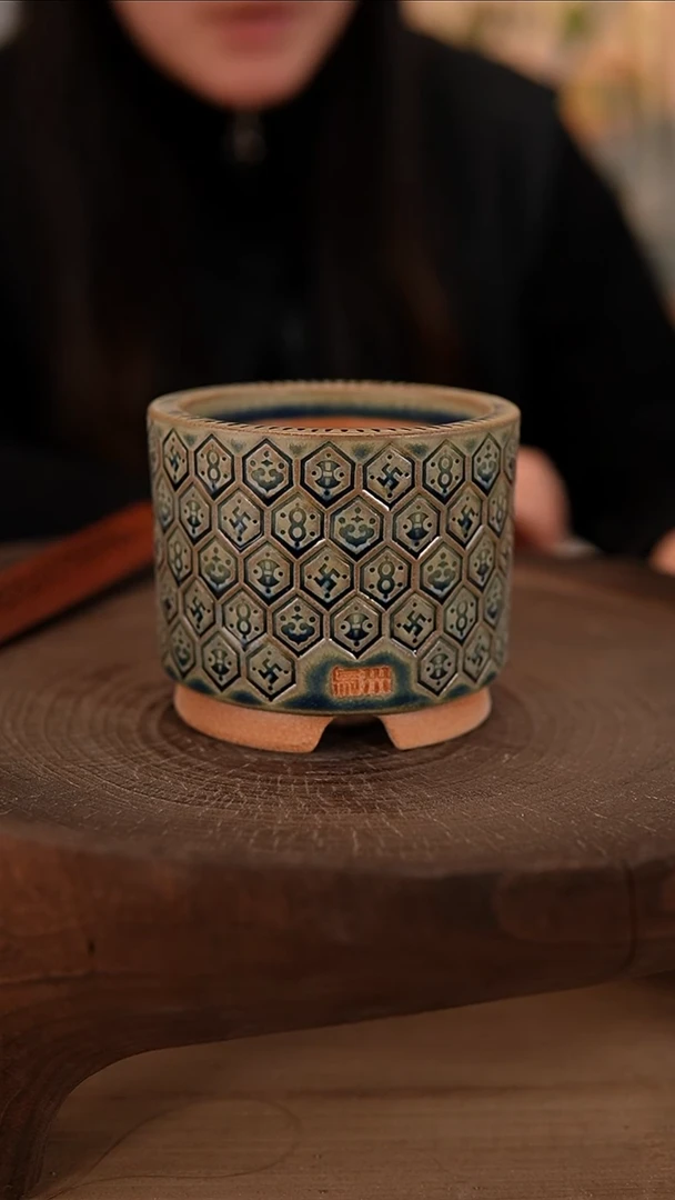 【闪购商品】陶瓷2-24-256默认有瑕口7.5