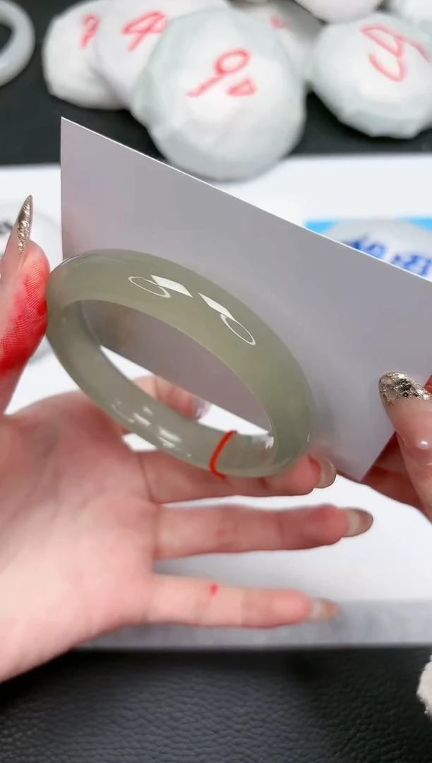 【闪购商品】石英质玉手镯未镶嵌480-59