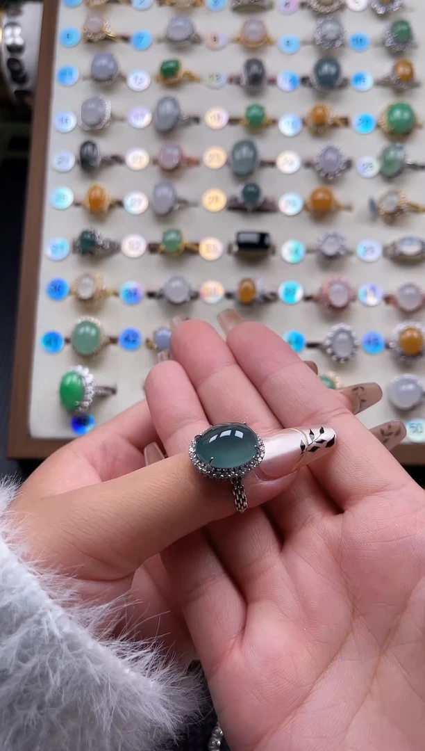 【闪购商品】翡翠戒指银S925镶嵌天然A货翡翠戒指