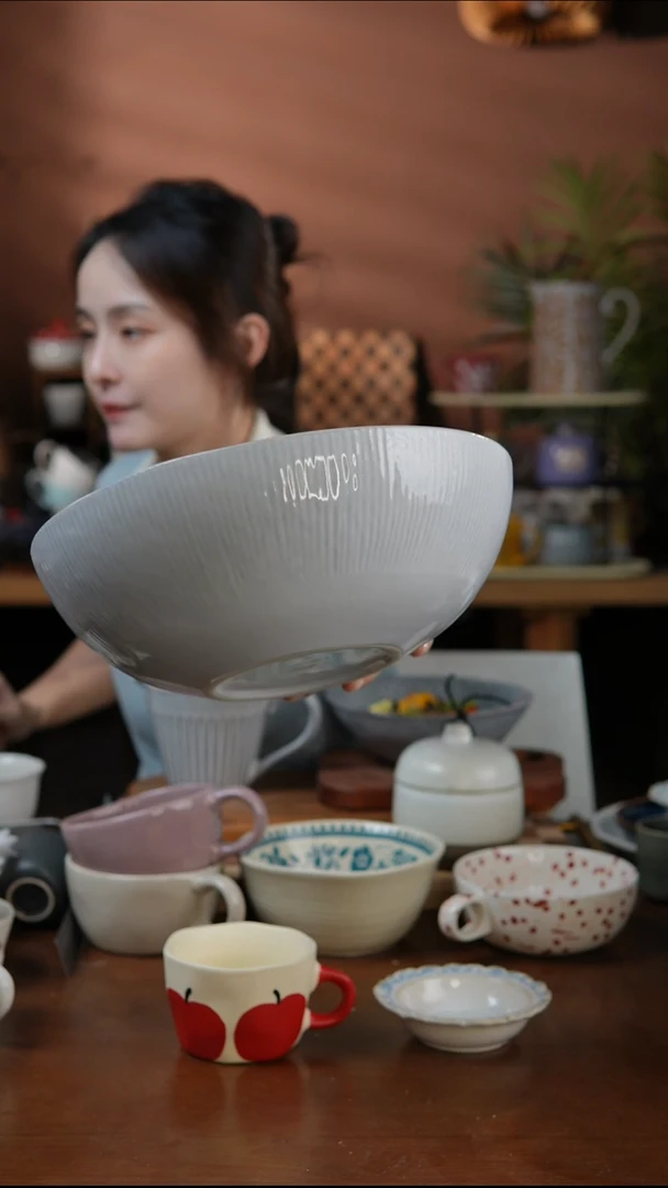 瓷片10.7英寸竖条大汤碗 微瑕 凑满20发货