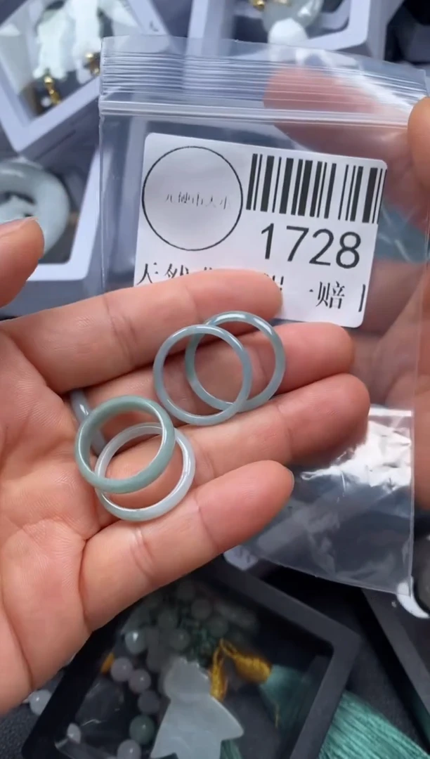 吊坠(不含链)未镶嵌翡翠1728