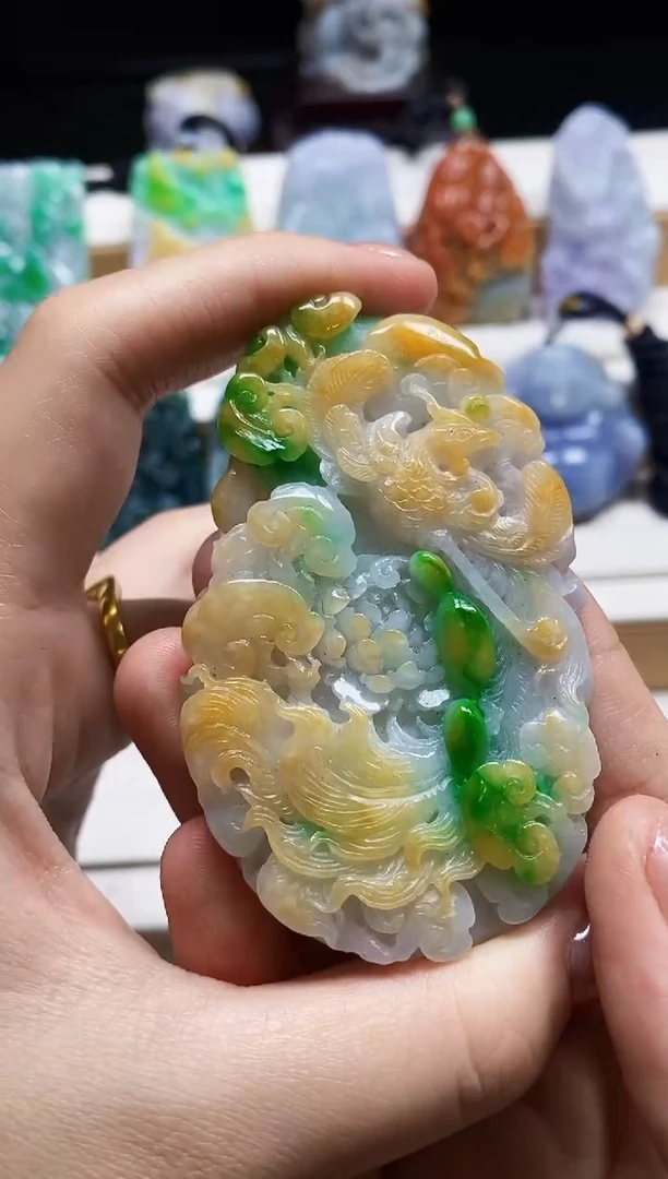 颈饰未镶嵌翡翠1