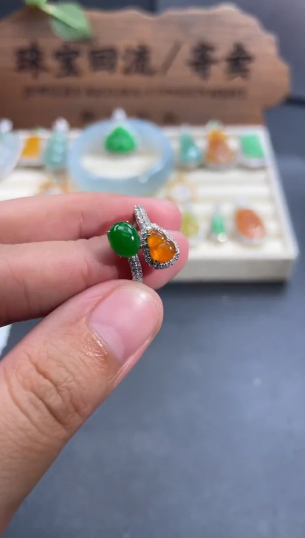 翡翠戒指18K金镶嵌65 中国好珠宝