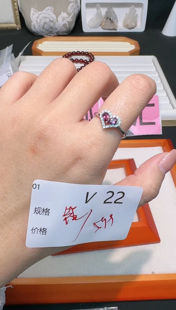 【闪购商品】石榴石戒指银S925镶嵌多样性发一V22