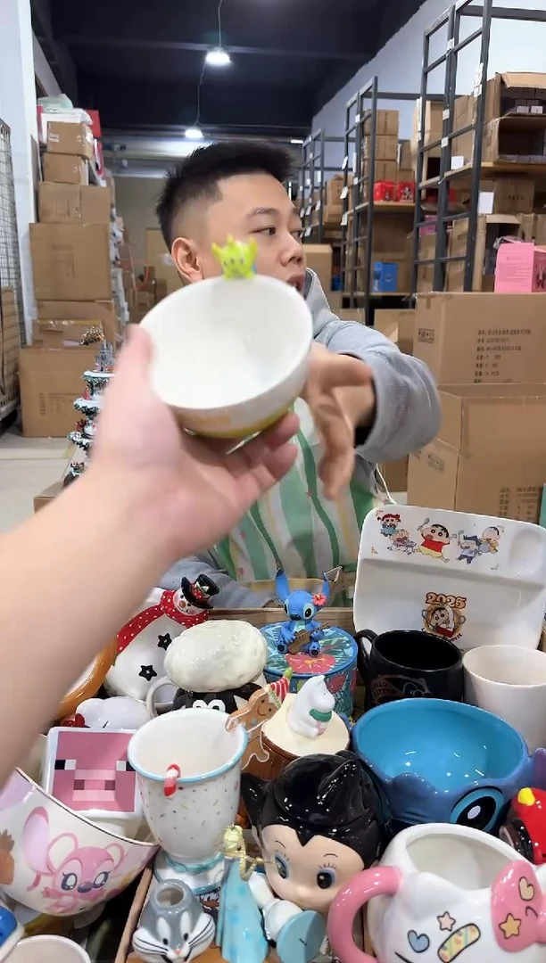 瓷片三眼仔公仔碗