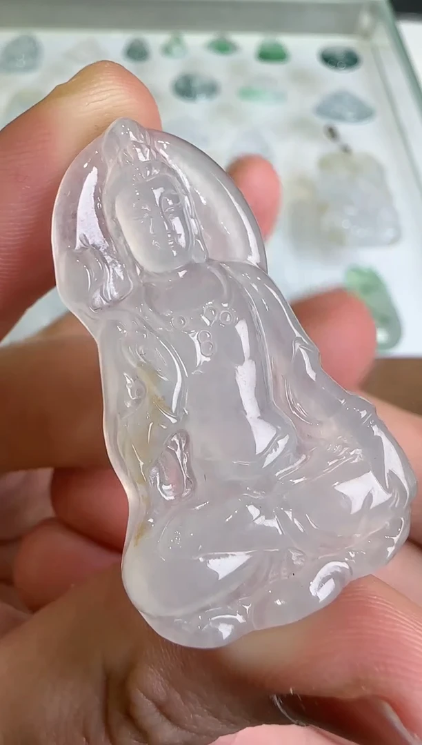 【闪购商品】翡翠未镶嵌颈饰··