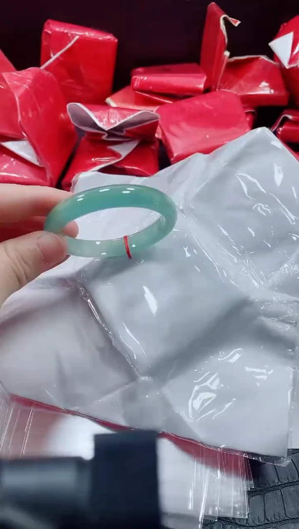 非金属无小哥38号手镯58.8圈口