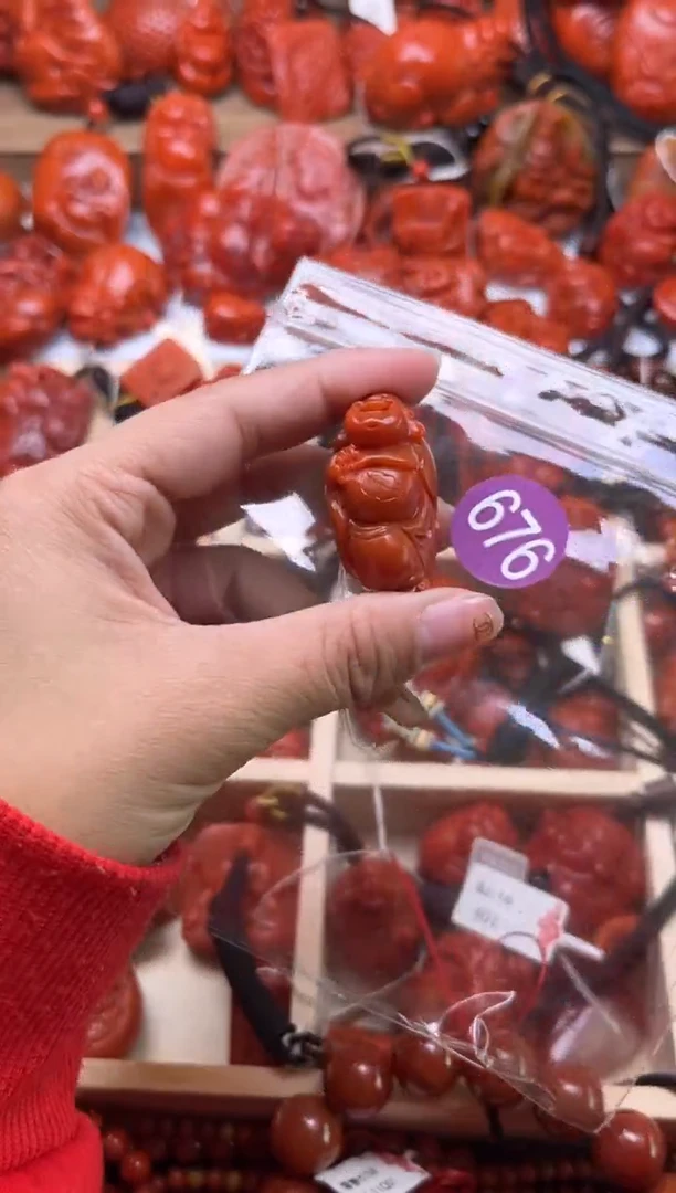 【闪购商品】南红玛瑙珠宝奇石未镶嵌676