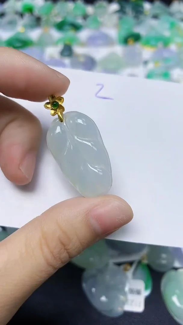 翡翠未镶嵌颈饰天然缅甸翡翠A货