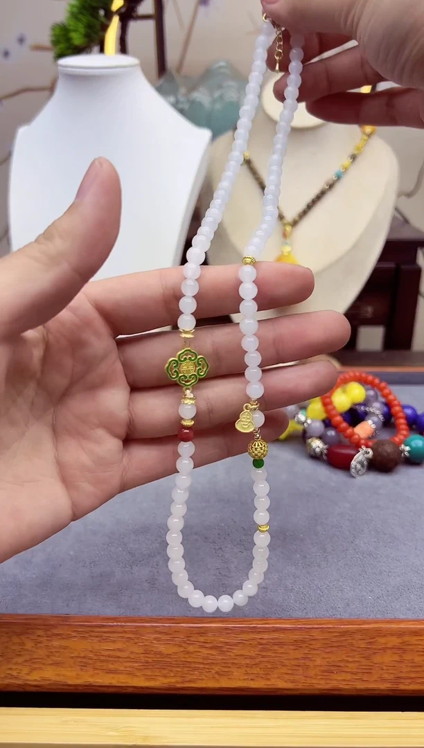 【闪购商品】和田玉（糖玉）颈饰14K金镶嵌s214``````