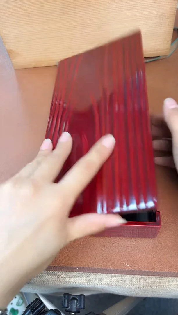 0吉***吉感谢喜欢，谨慎参拍