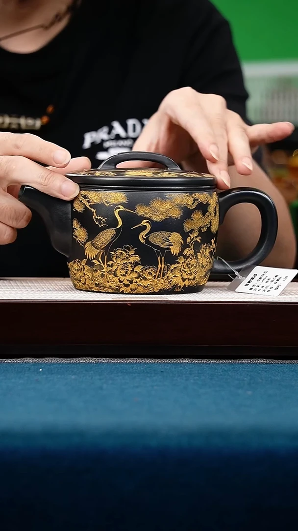 茶壶紫砂石黄 汉瓦 刻松鹤 全手工