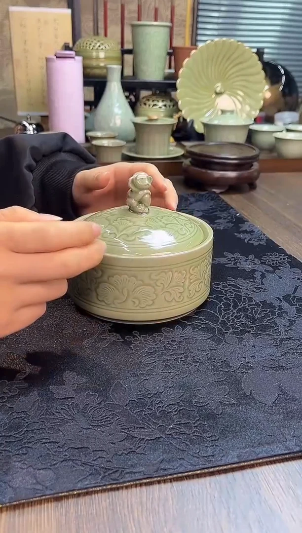 耀州窑秦岭四宝大号盖罐
