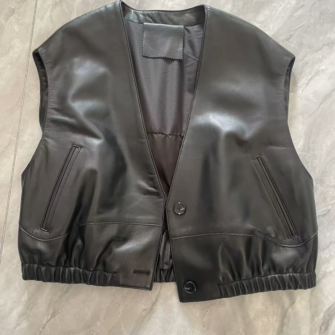 气质休闲V领上衣立领黑色修身型简约ins个性薄款马夹短款