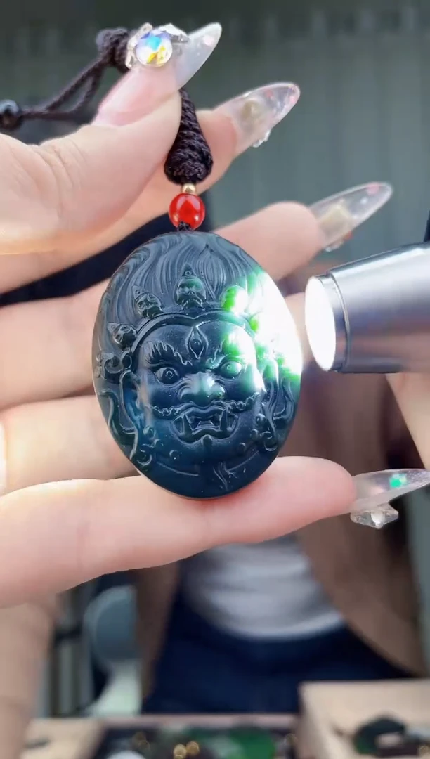 【闪购商品】和田玉挂件未镶嵌拍一发一，多样性发货！