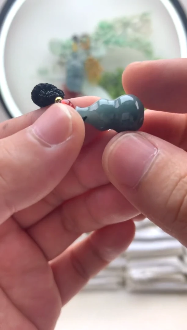 颈饰未镶嵌翡翠葫芦