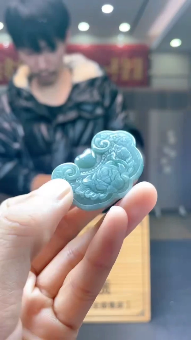 未镶嵌定制翡翠********4