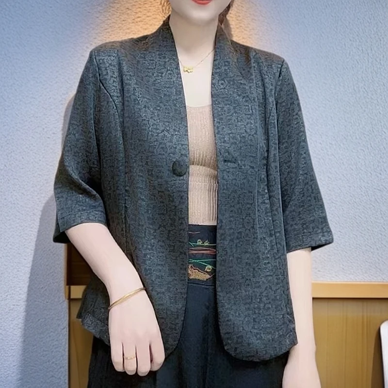 春夏轻奢气质百搭休闲显瘦小西装外披七分袖百搭薄款时尚短款上衣