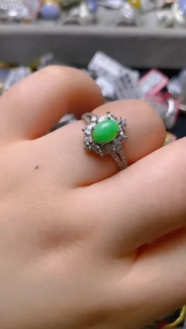 银S925镶嵌戒指翡翠百内无证书