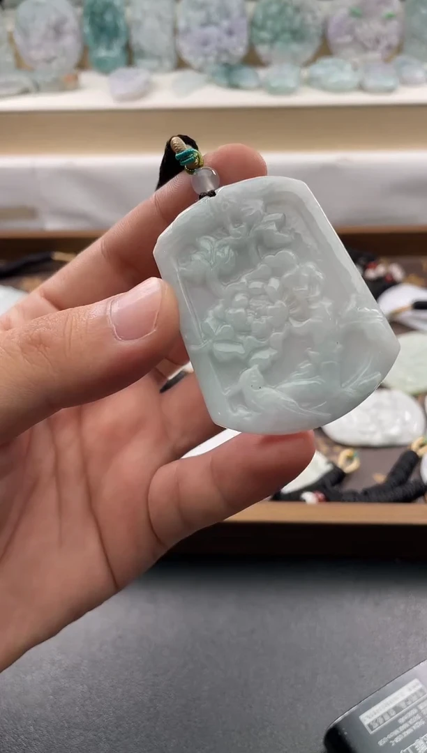 颈饰未镶嵌翡翠25/10/28/.47