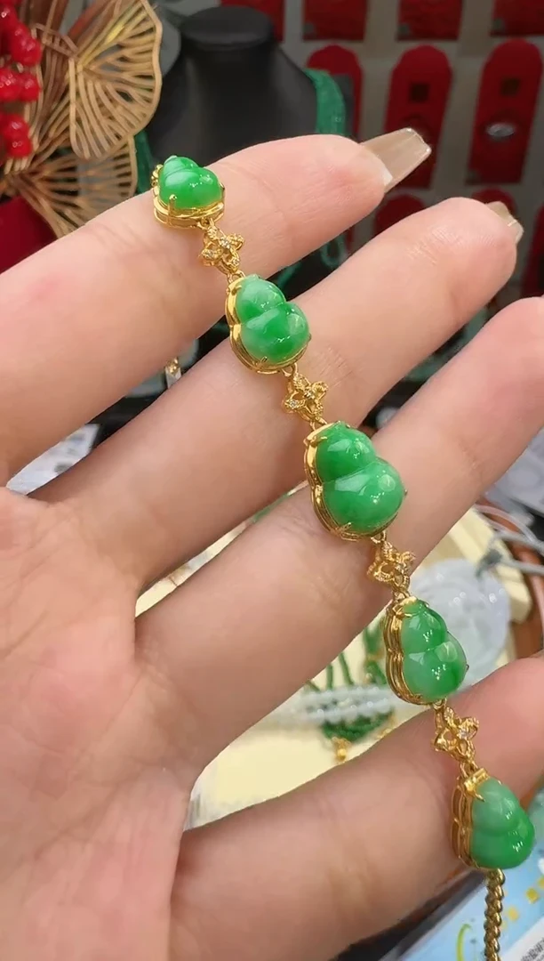 【闪购商品】翡翠颈饰18K金镶嵌手链