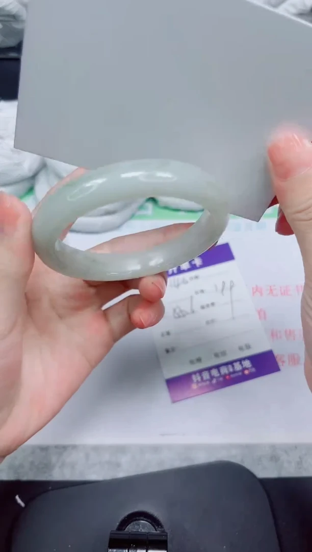 石英质玉手镯未镶嵌140-56