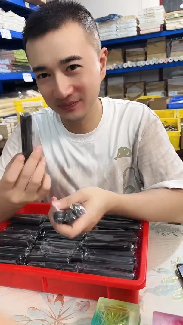 胡开文油烟手搓1根