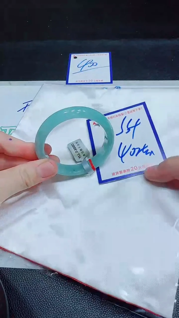 翡翠手镯未镶嵌11111111