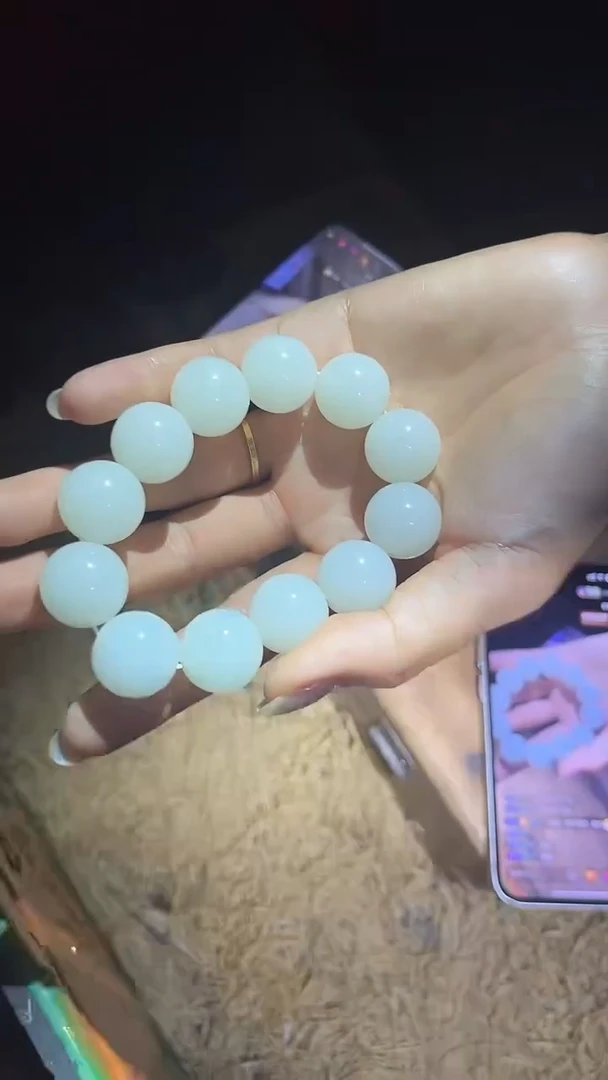 【闪购商品】【闪购商品】荔枝东手串