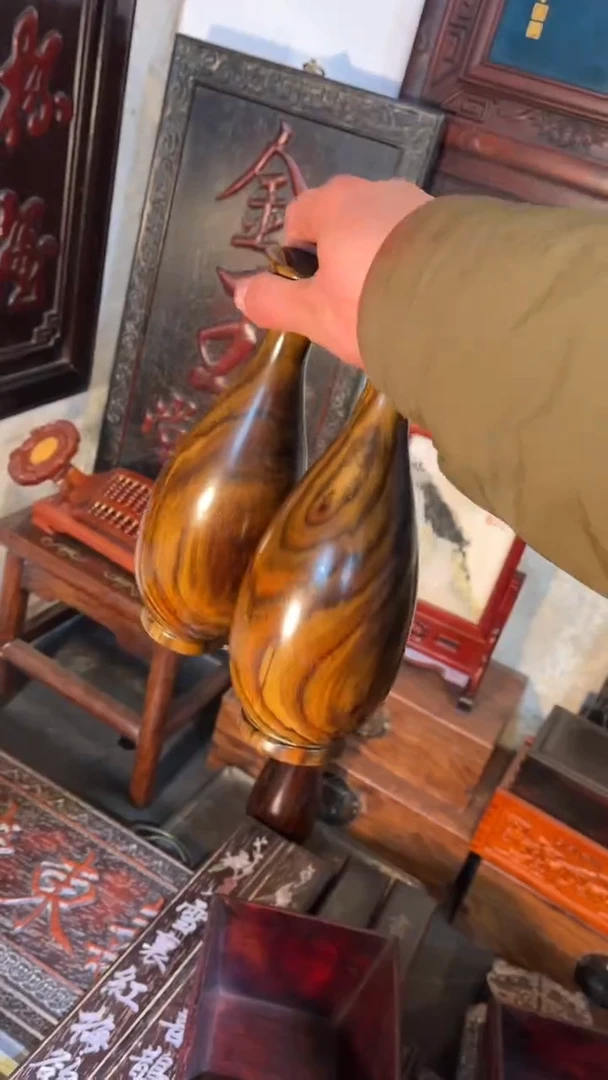 交趾黄檀（大红酸枝）一对