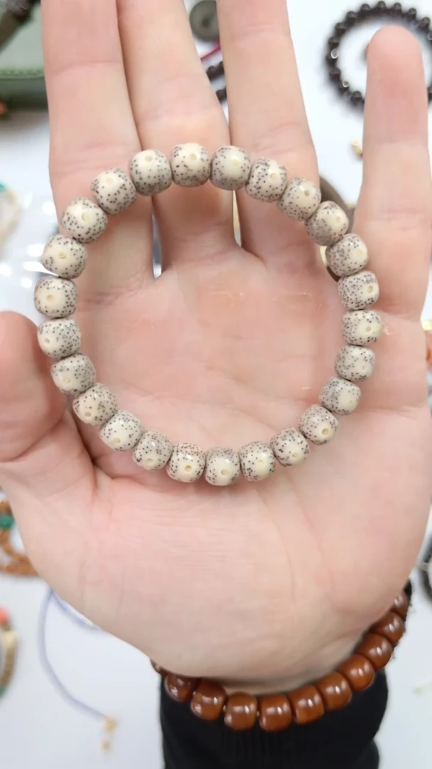 手串星月菩提灰糯正月双留白9*8mm