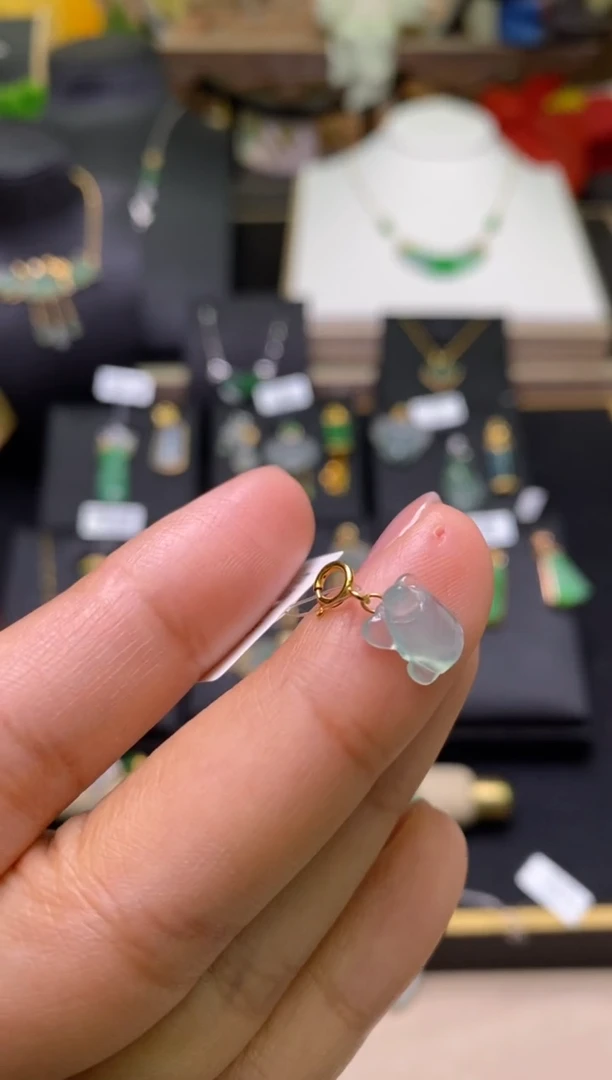 【闪购商品】翡翠颈饰18K金镶嵌净货18016