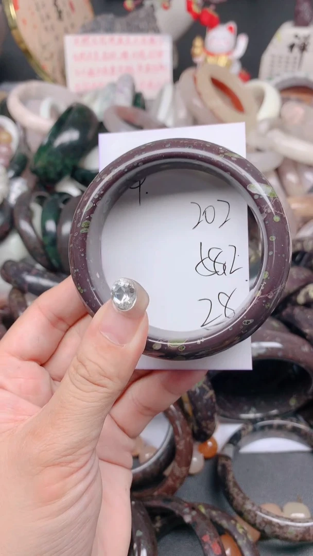 未镶嵌手镯石英质玉202