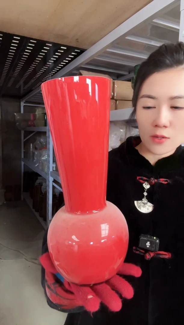 117直播玻璃花瓶