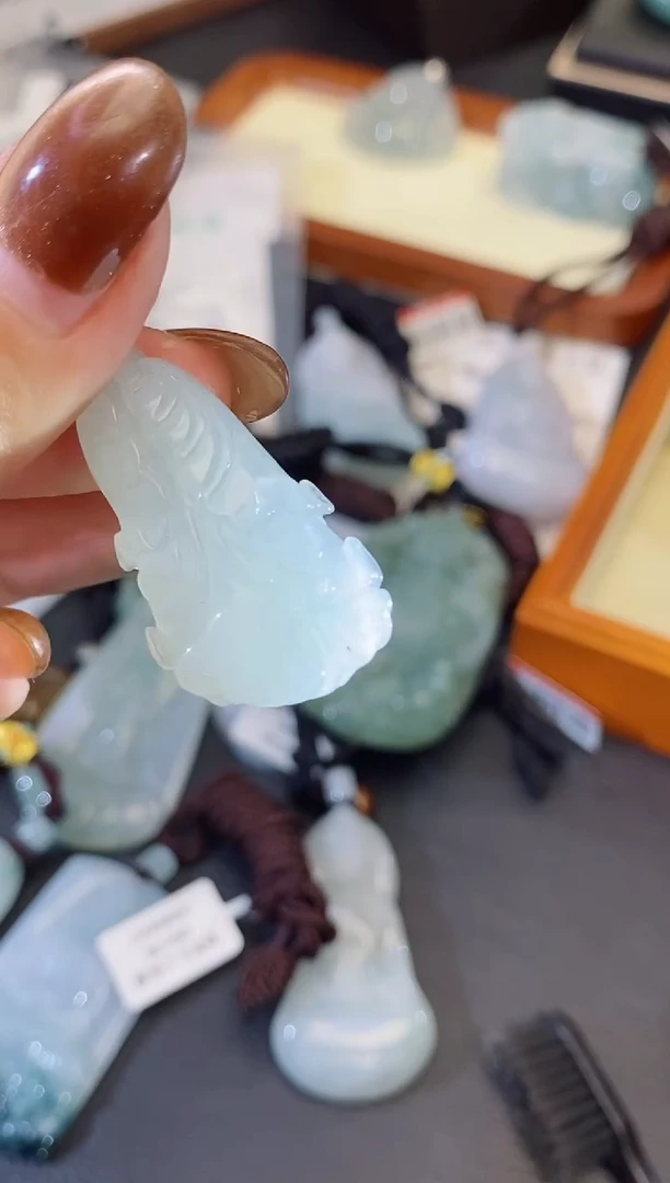颈饰未镶嵌翡翠缅甸天然翡翠