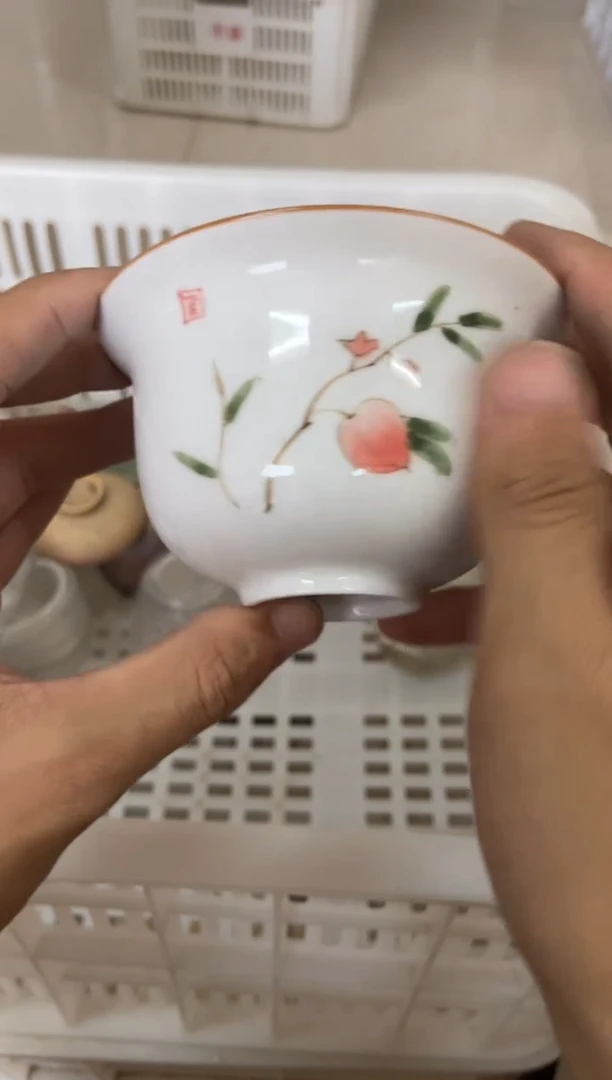 杯摄影的产品有使用过的痕迹有点脏介意勿拍