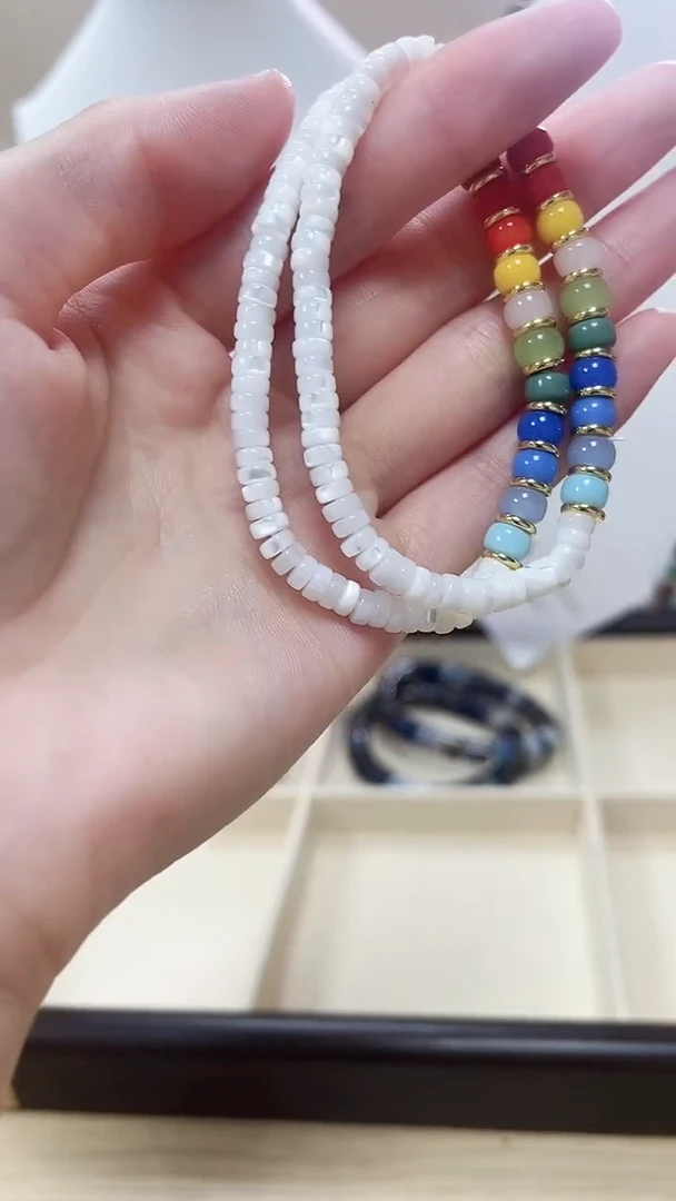 白色五彩盘珠手串