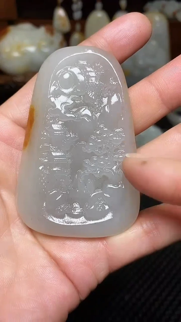 康**堂天然玉石